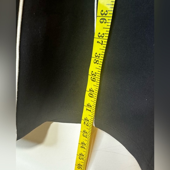 NWOT VICTOR GLEMAUD x TARGET Women’s Black High-Rise Flare Sweatpants Size M - Picture 6 of 8